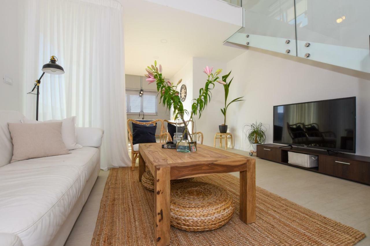 Apartments Villa Laura Паг Екстериор снимка